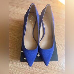 Banana Republic Suede Pointed-Toe Pumps in Royal Blue